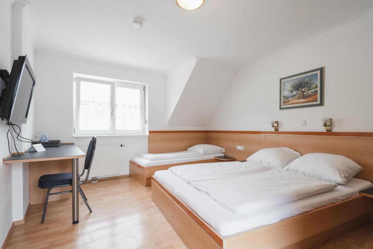 Park Hotel & Gaestehaus Rust Εξωτερικό φωτογραφία